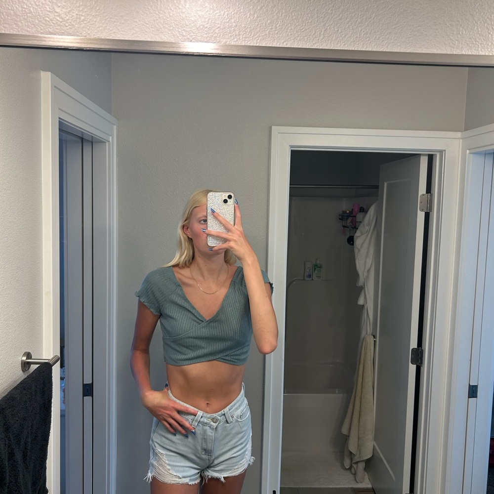 Shein Cross Crop top